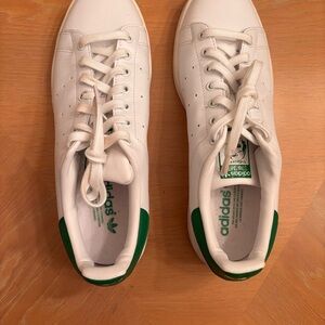 Adidas  Stan Smith Classic White and Green Tennis  Sneakers